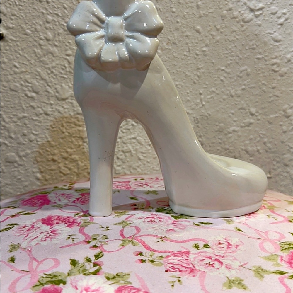 Candle holder Decorative Shoe with Bow
